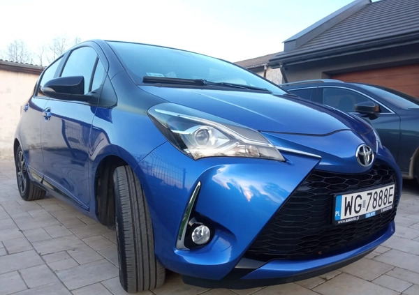 Toyota Yaris cena 56650 przebieg: 80000, rok produkcji 2018 z Piaski małe 106